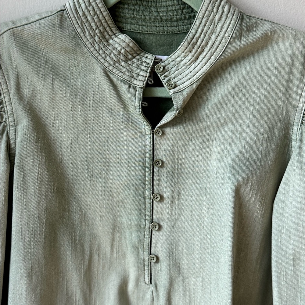 Something Navy Size Medium Chambray Light Green D… - image 4